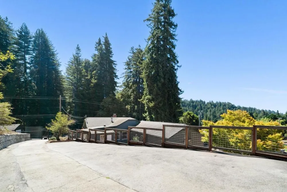 7337 Glen Haven Road Soquel, CA 95073