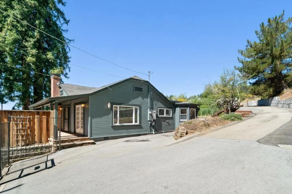 7337 Glen Haven Road Soquel, CA 95073