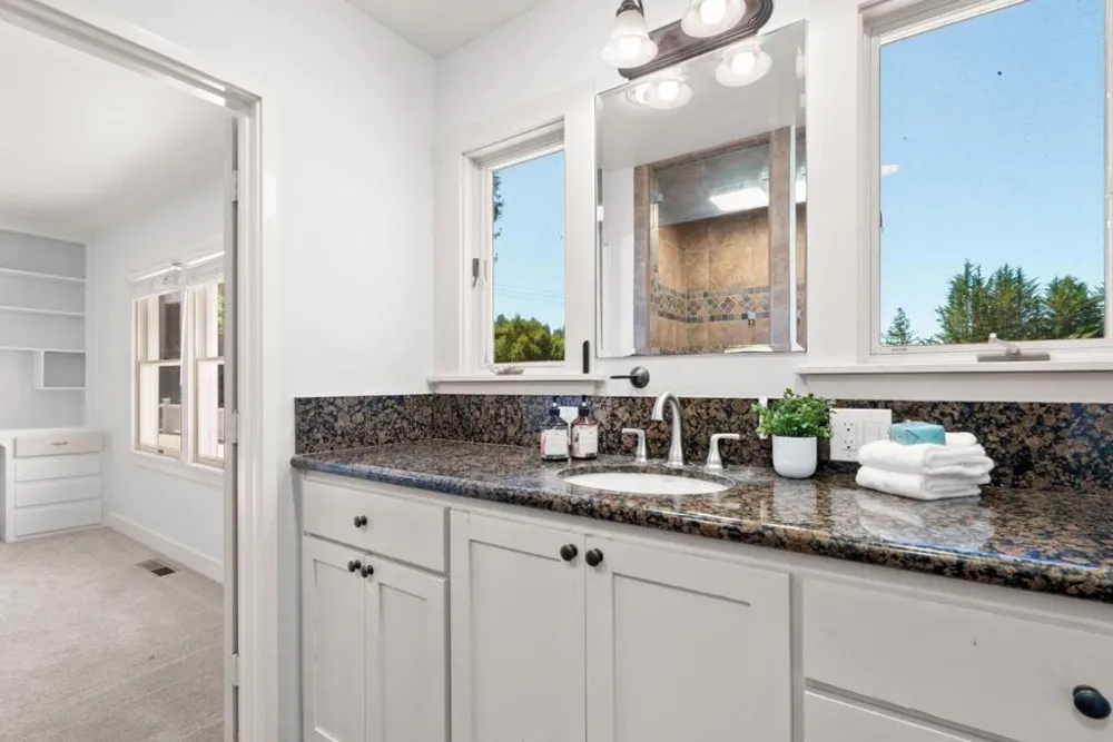7337 Glen Haven Road Soquel, CA 95073