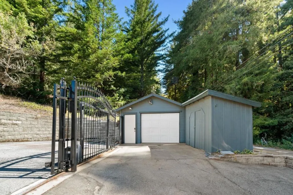 7337 Glen Haven Road Soquel, CA 95073