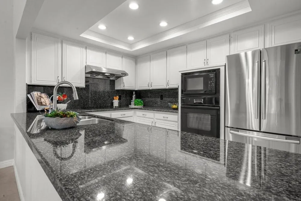 19626 Vineyard Lane Saratoga, CA 95070