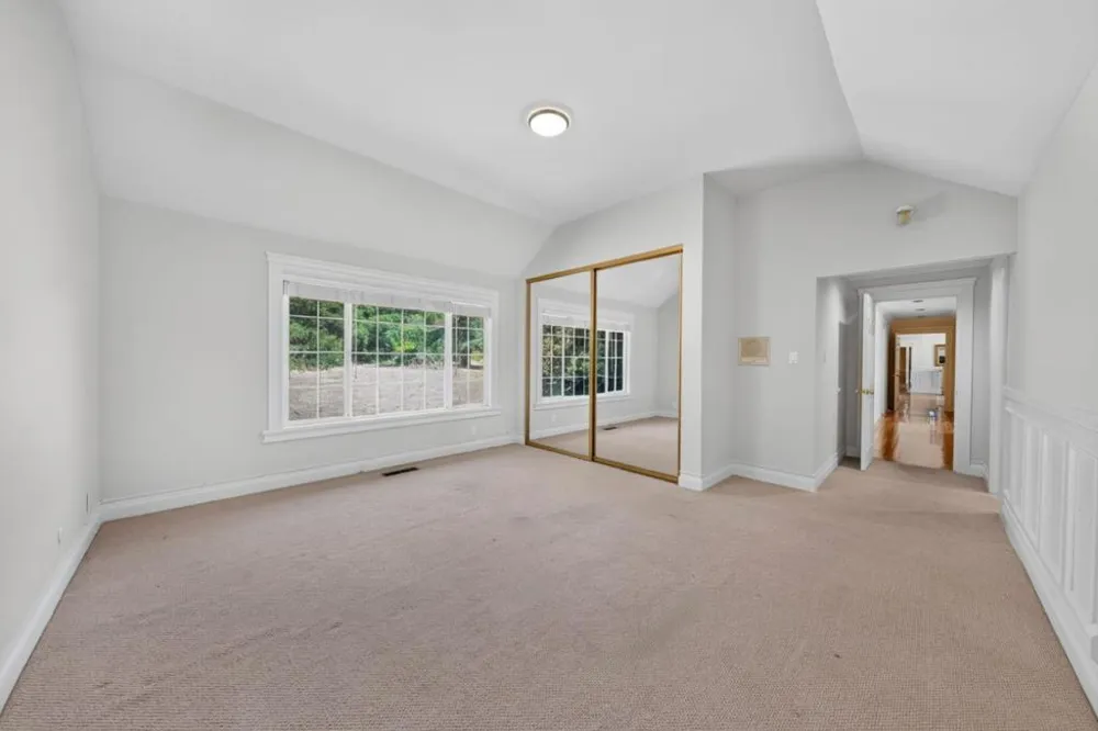 25489 Palomares Road Castro Valley, CA 94552