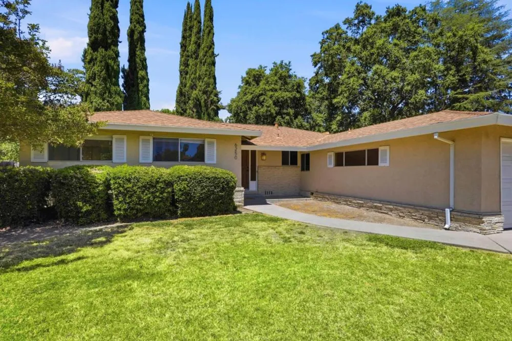 6250 Riverside Boulevard Sacramento, CA 95831