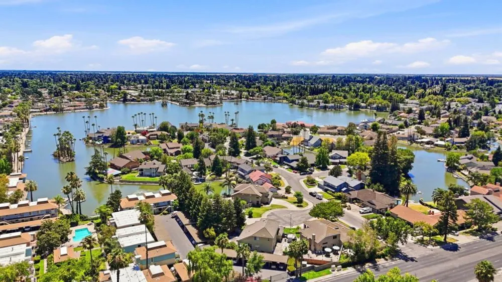 6250 Riverside Boulevard Sacramento, CA 95831