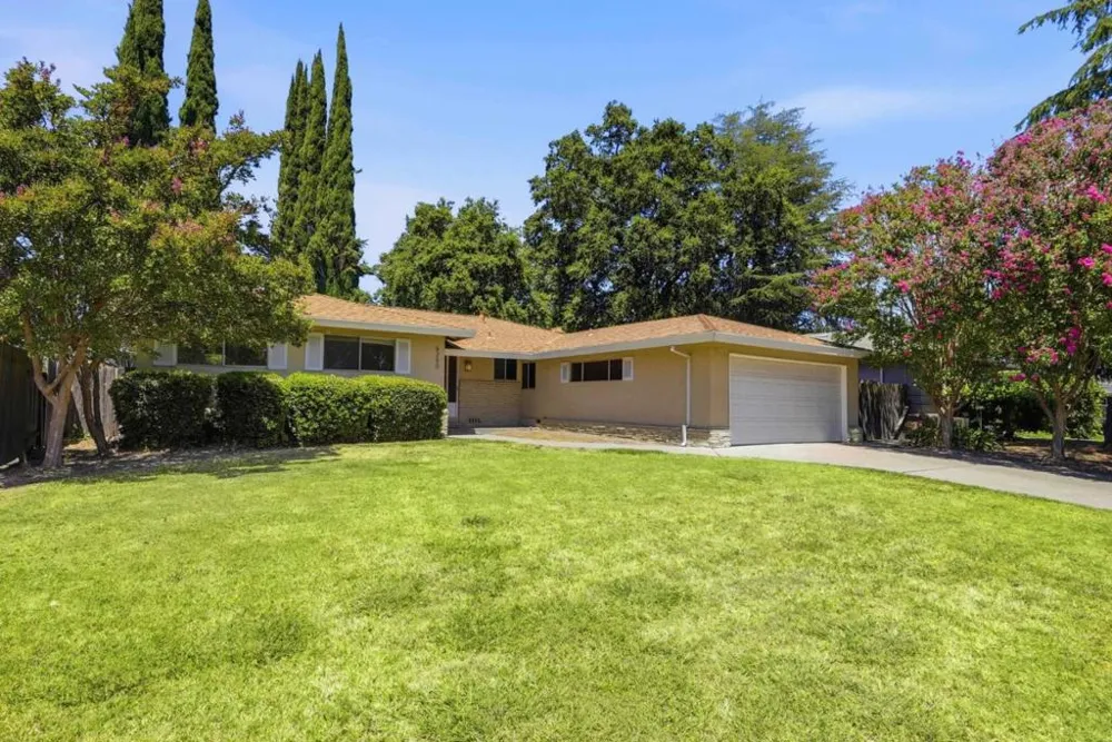 6250 Riverside Boulevard Sacramento, CA 95831