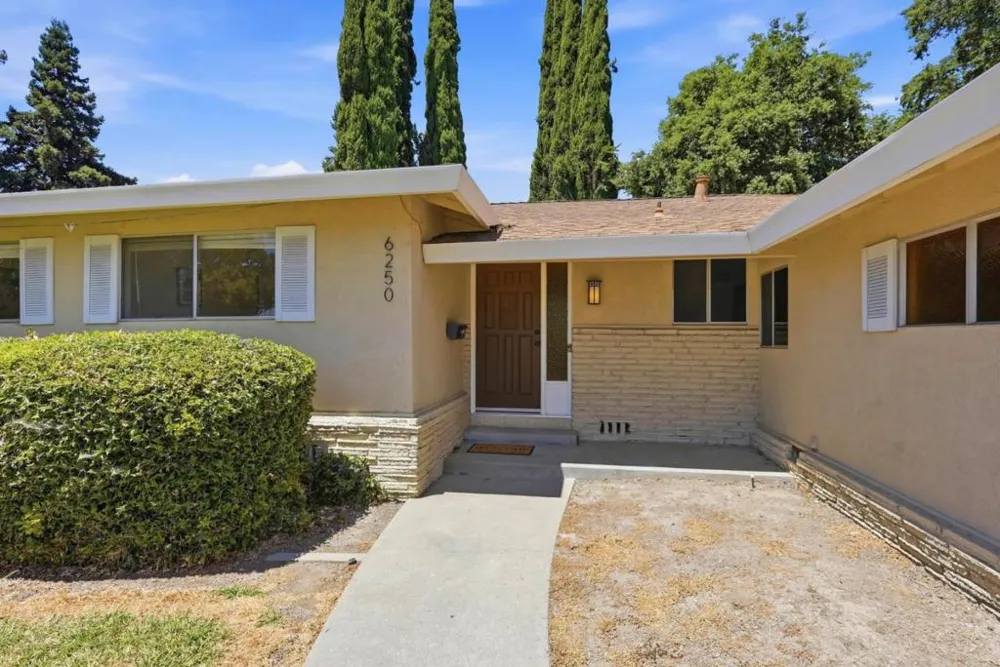 6250 Riverside Boulevard Sacramento, CA 95831