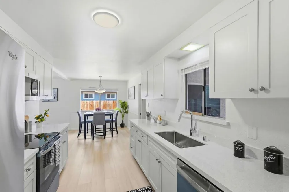 6250 Riverside Boulevard Sacramento, CA 95831