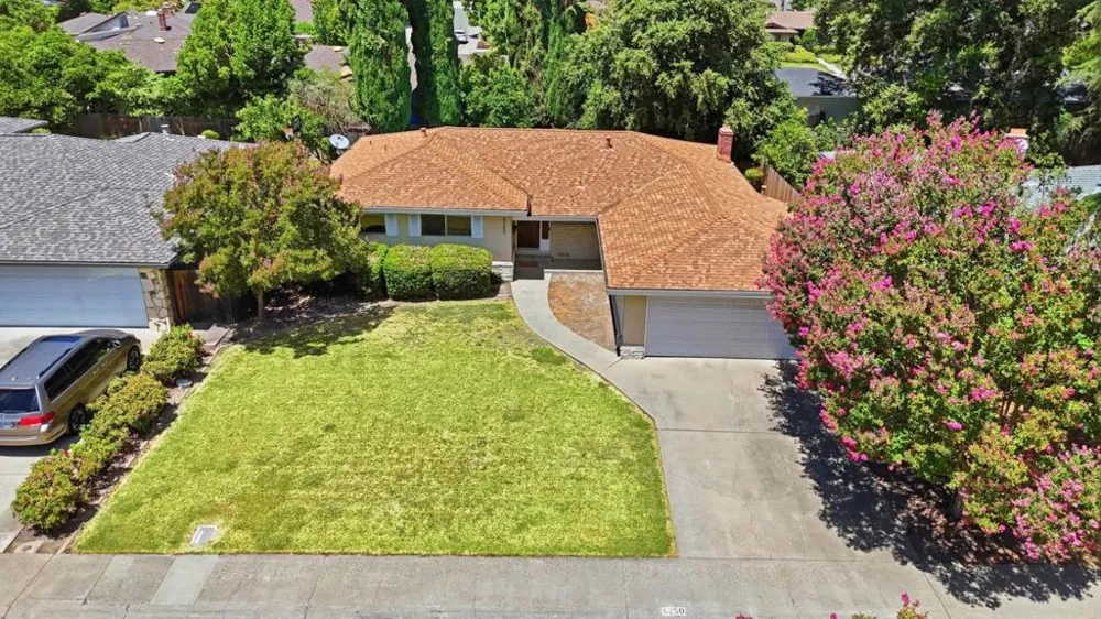 6250 Riverside Boulevard Sacramento, CA 95831