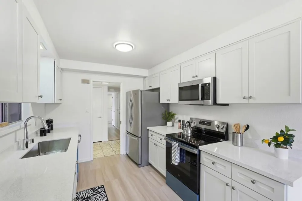6250 Riverside Boulevard Sacramento, CA 95831
