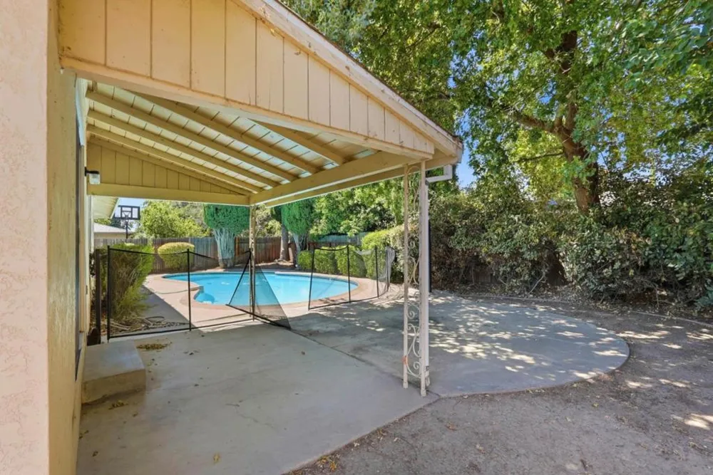 6250 Riverside Boulevard Sacramento, CA 95831