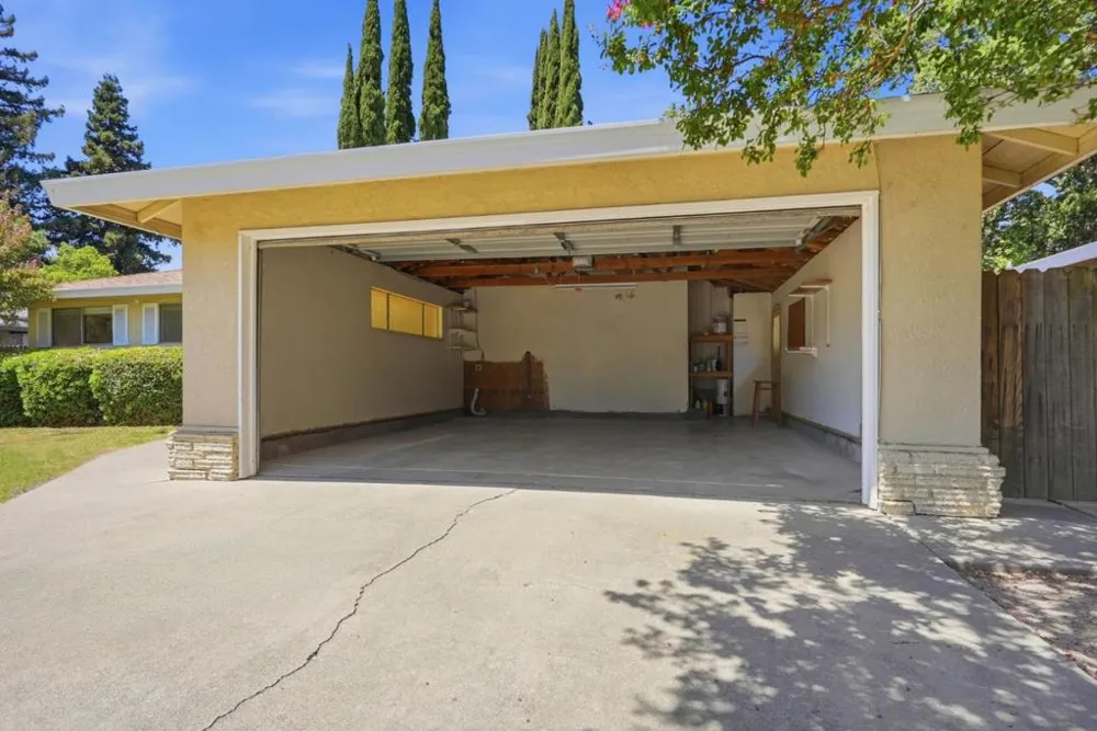 6250 Riverside Boulevard Sacramento, CA 95831