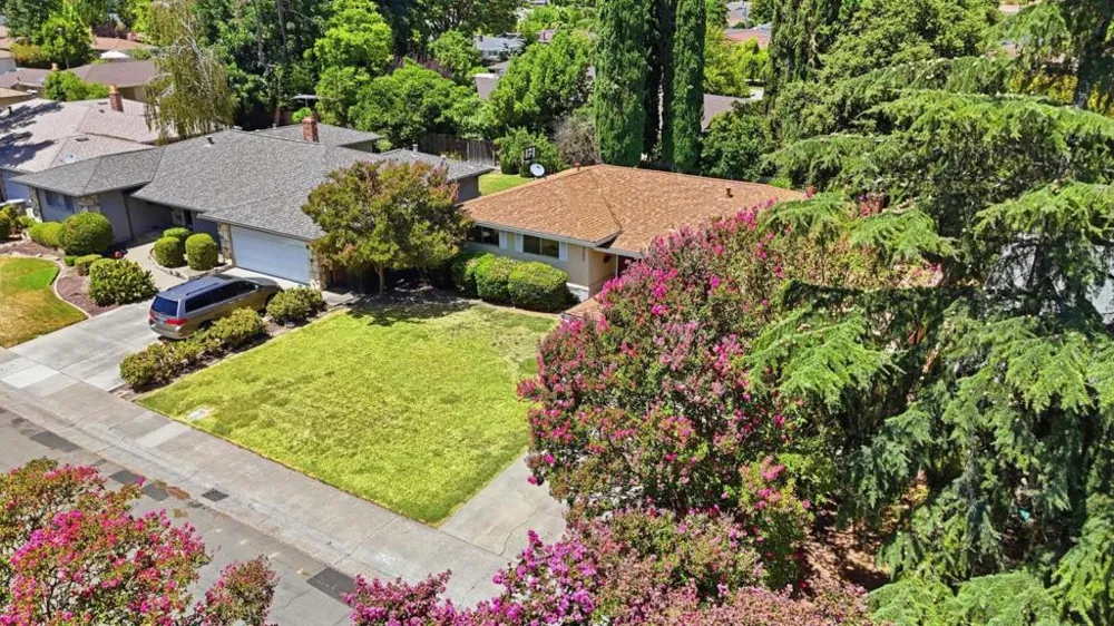 6250 Riverside Boulevard Sacramento, CA 95831