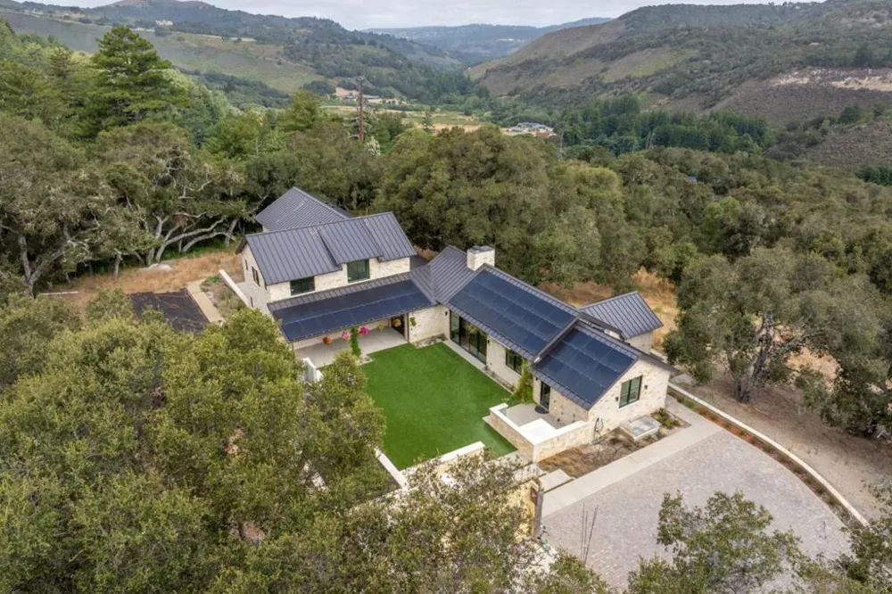 28 Potrero Trail Carmel, CA 93923