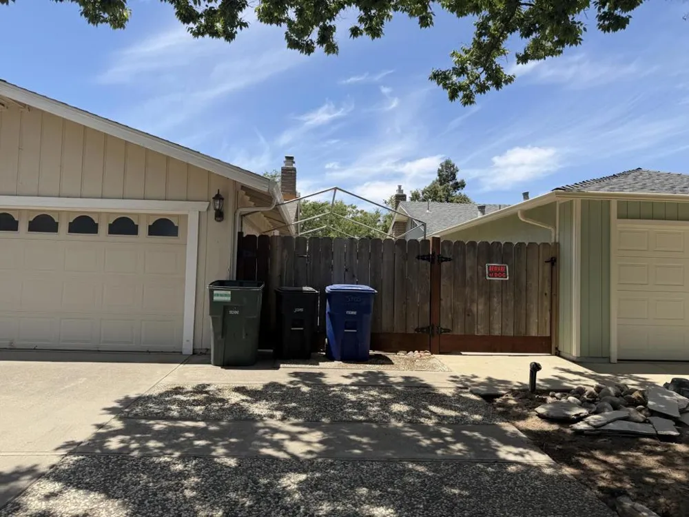 3705 Kona Oak Drive Modesto, CA 95355