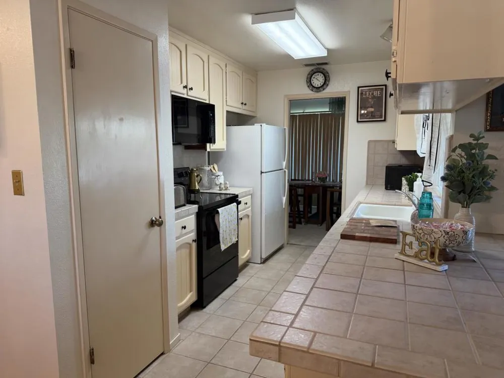 3705 Kona Oak Drive Modesto, CA 95355