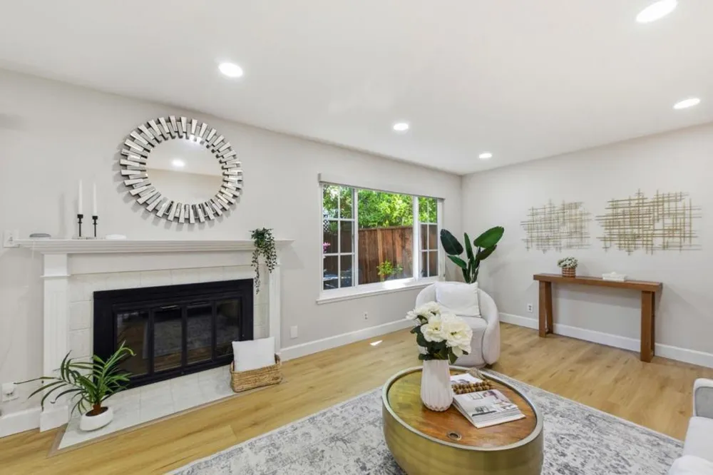 1354 Dale Avenue #9 Mountain View, CA 94040