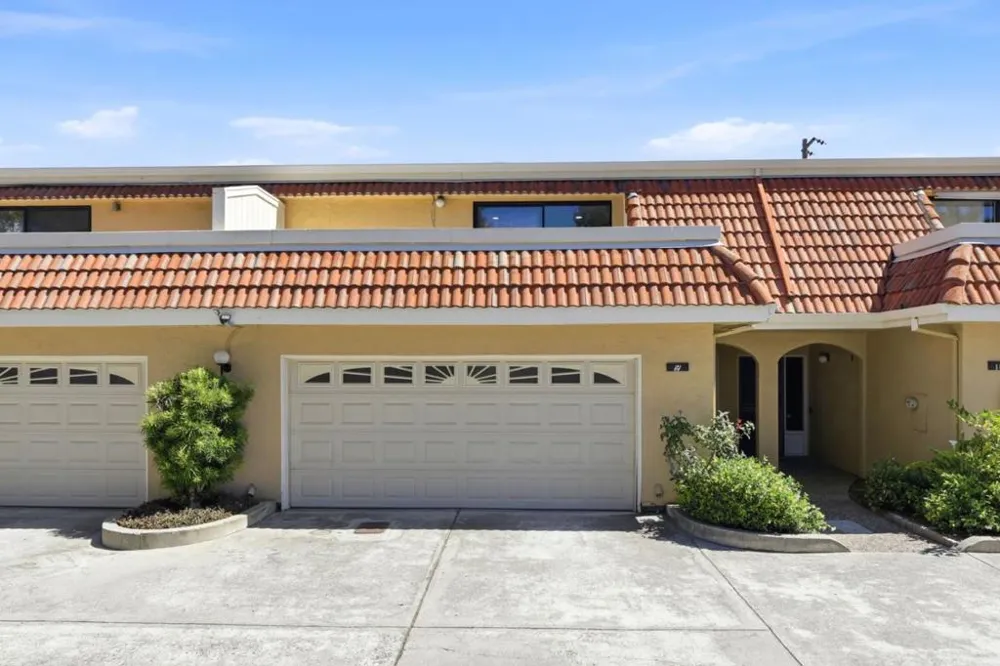 1354 Dale Avenue #9 Mountain View, CA 94040