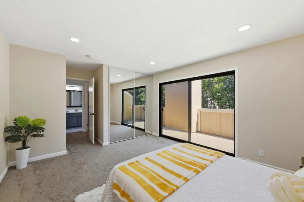1354 Dale Avenue #9 Mountain View, CA 94040