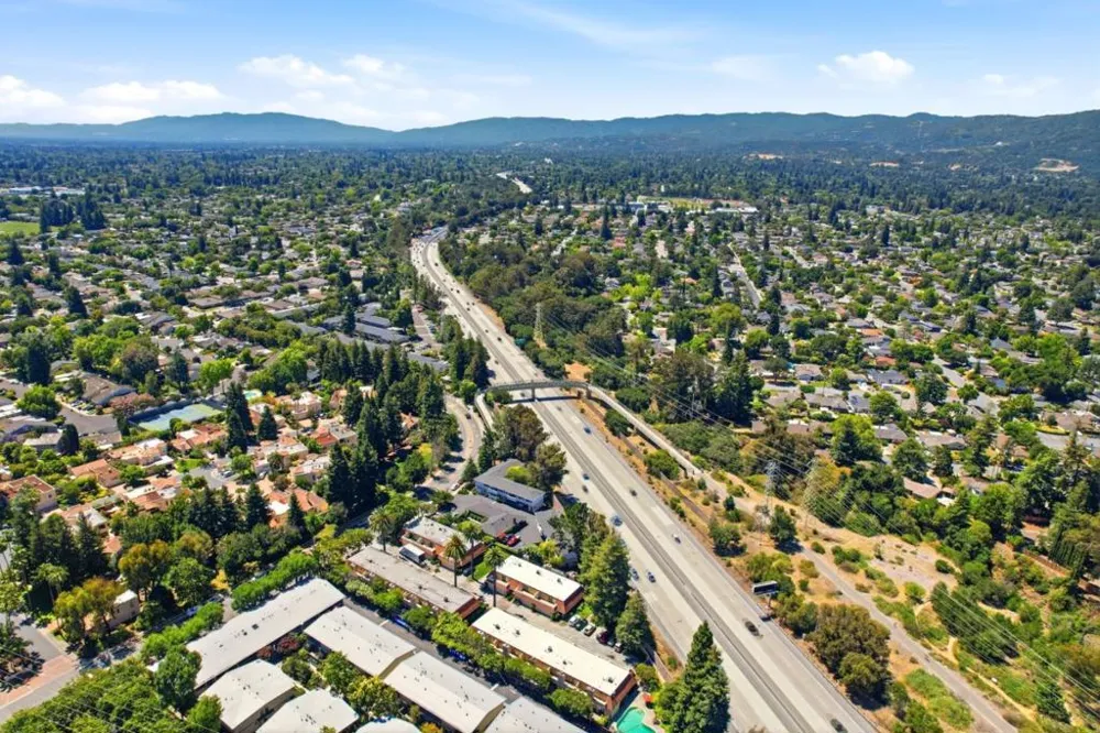 1354 Dale Avenue #9 Mountain View, CA 94040