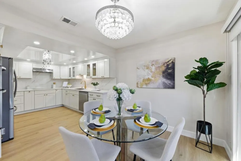 1354 Dale Avenue #9 Mountain View, CA 94040