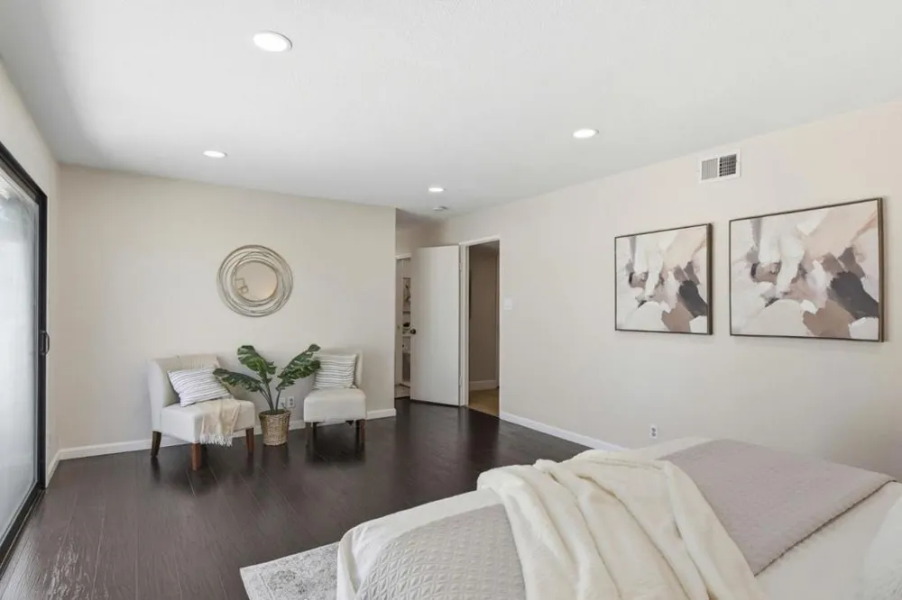 1354 Dale Avenue #9 Mountain View, CA 94040
