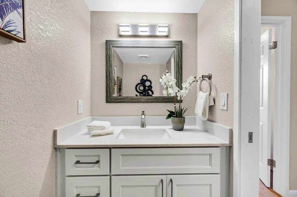 674 Canterbury Place Milpitas, CA 95035