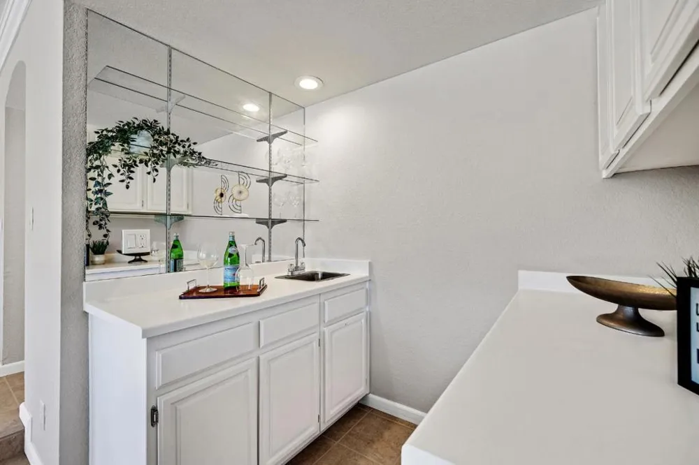 674 Canterbury Place Milpitas, CA 95035