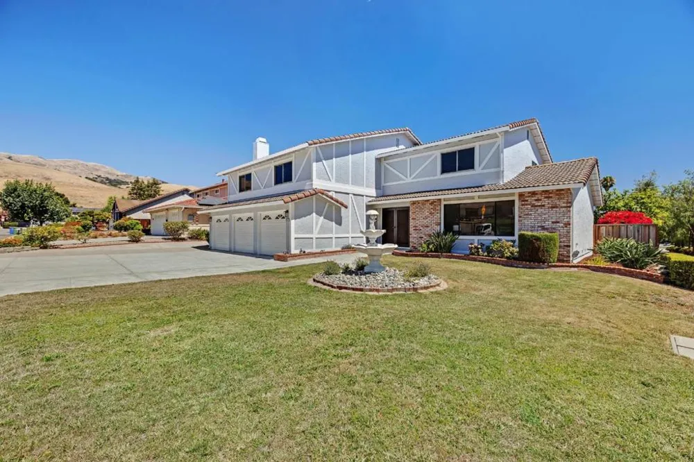 674 Canterbury Place Milpitas, CA 95035