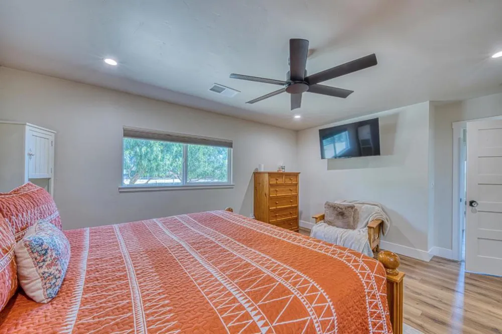991 Riverside Road Hollister, CA 95023