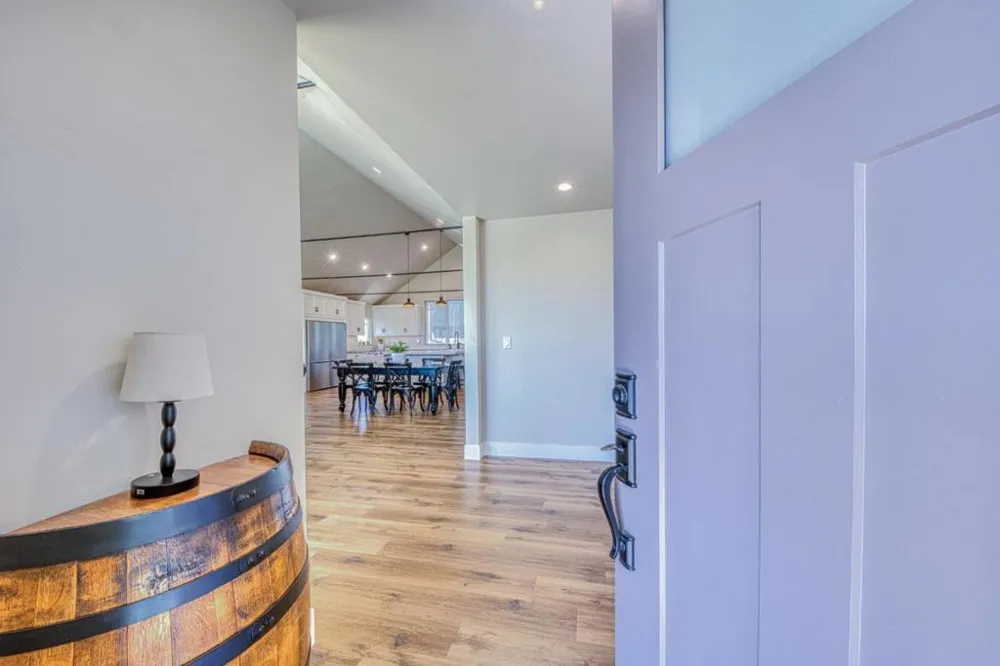 991 Riverside Road Hollister, CA 95023