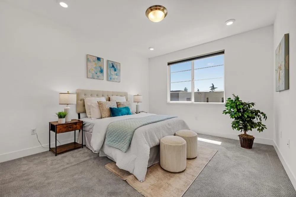 29272 Hub Lane Hayward, CA 94544