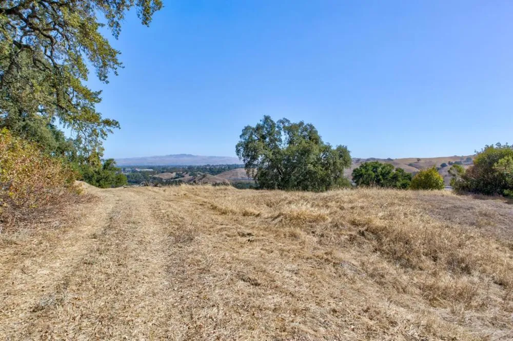8272 Sassafras Court Pleasanton, CA 94566