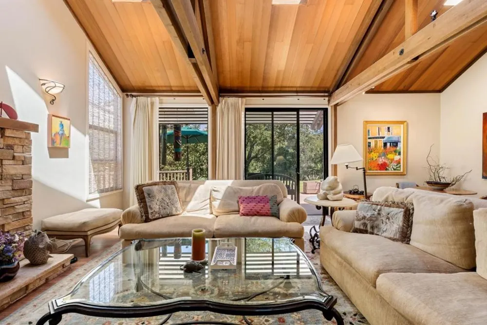 28094 Barn Way Carmel, CA 93923