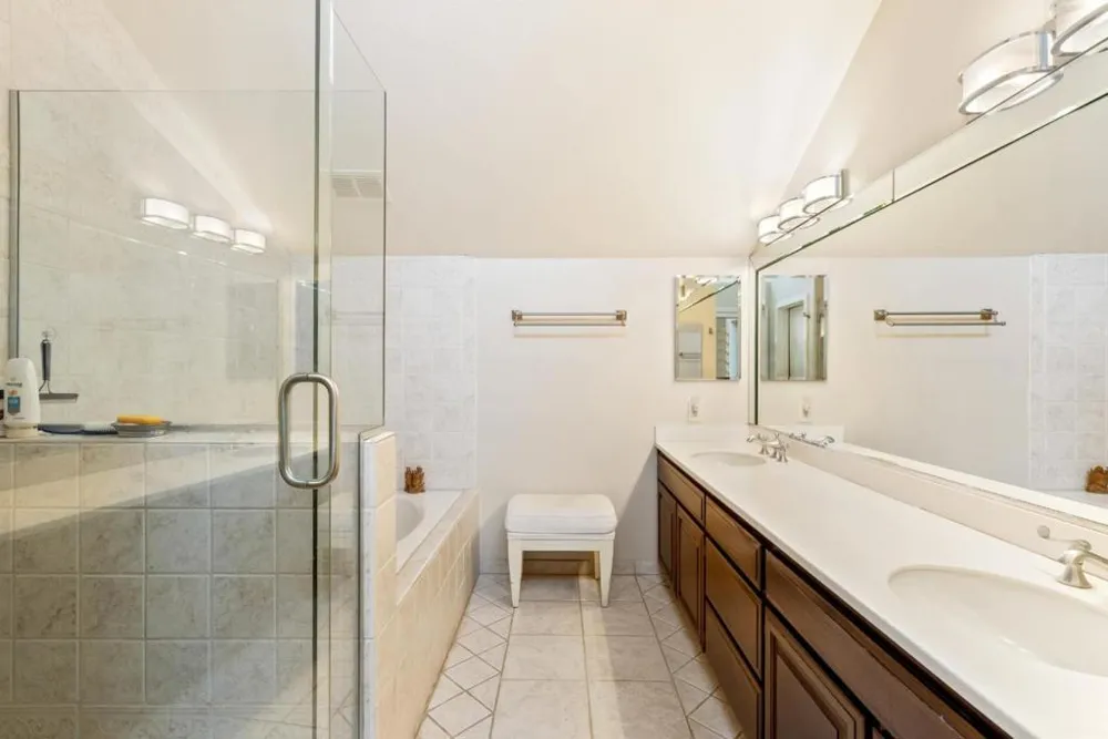 28094 Barn Way Carmel, CA 93923
