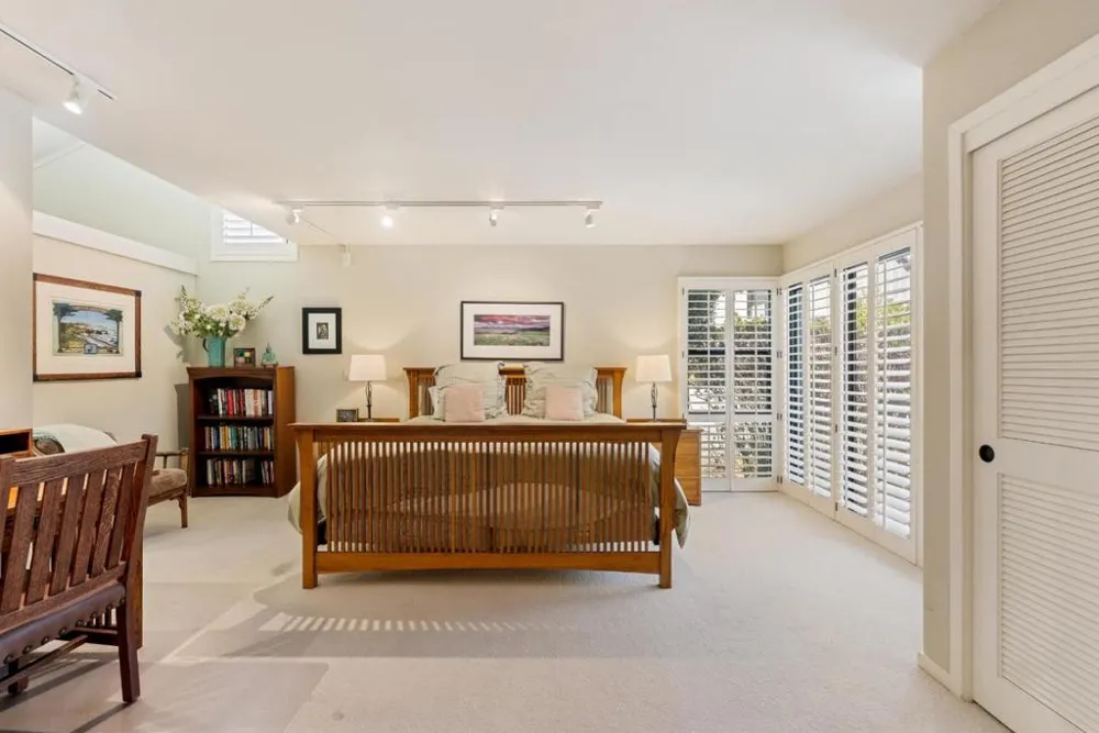 28094 Barn Way Carmel, CA 93923