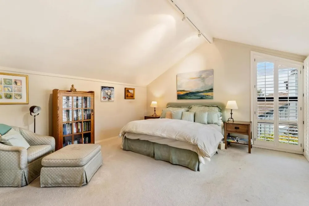 28094 Barn Way Carmel, CA 93923