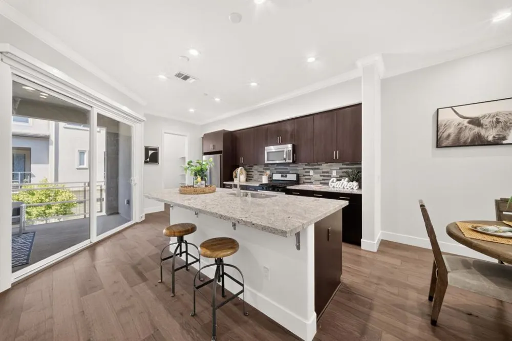 258 Odyssey Lane #24 Milpitas, CA 95035