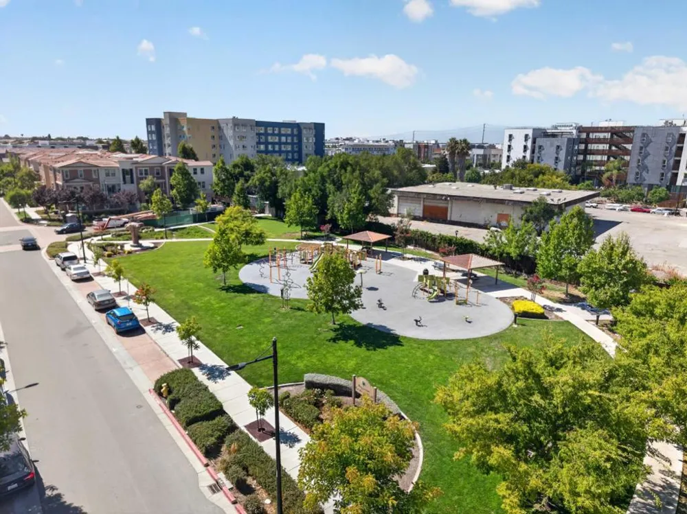 258 Odyssey Lane #24 Milpitas, CA 95035