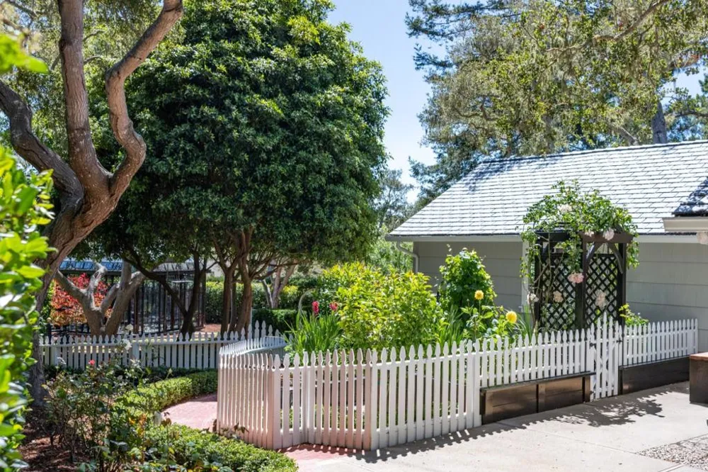 1528 Riata Road Pebble Beach, CA 93953