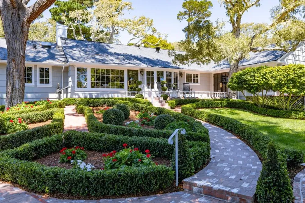 1528 Riata Road Pebble Beach, CA 93953