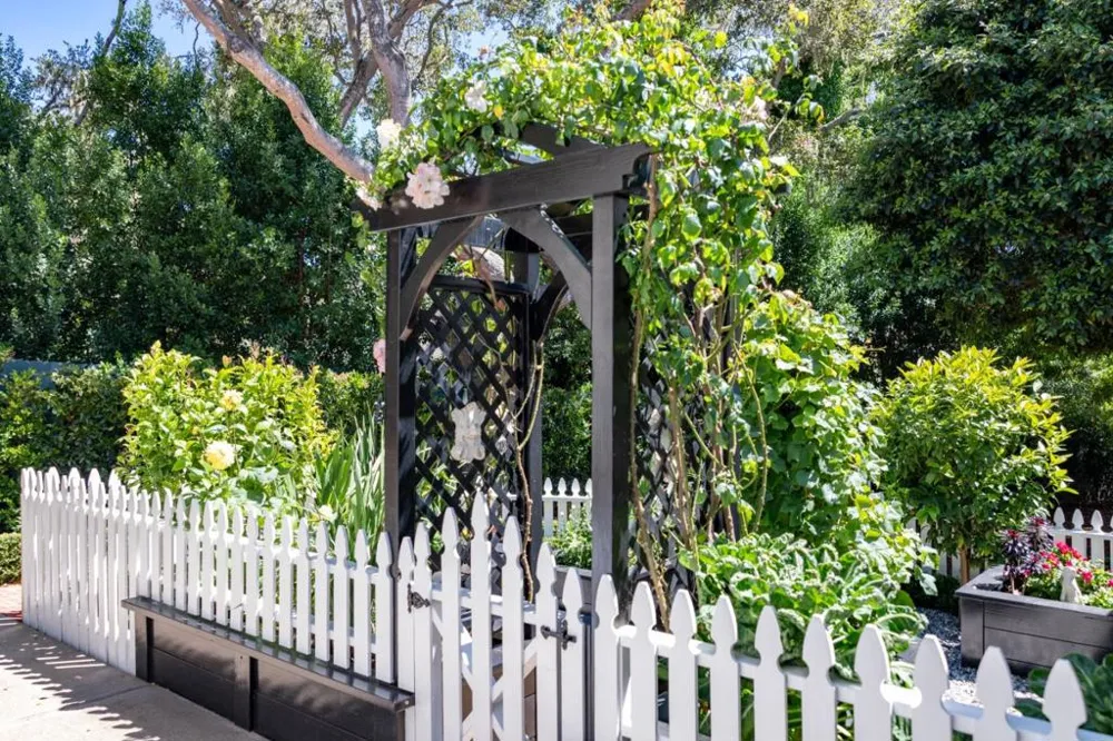 1528 Riata Road Pebble Beach, CA 93953