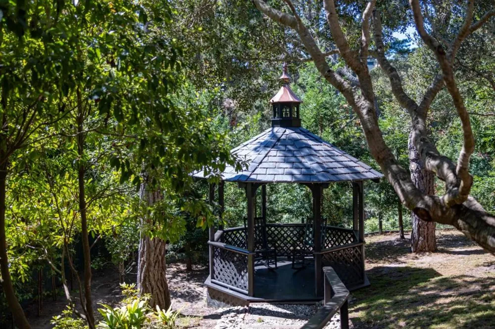 1528 Riata Road Pebble Beach, CA 93953