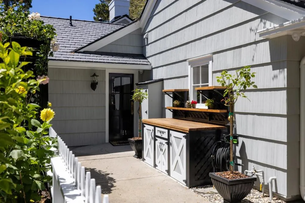 1528 Riata Road Pebble Beach, CA 93953