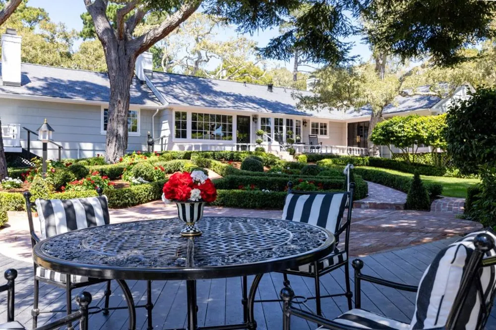 1528 Riata Road Pebble Beach, CA 93953