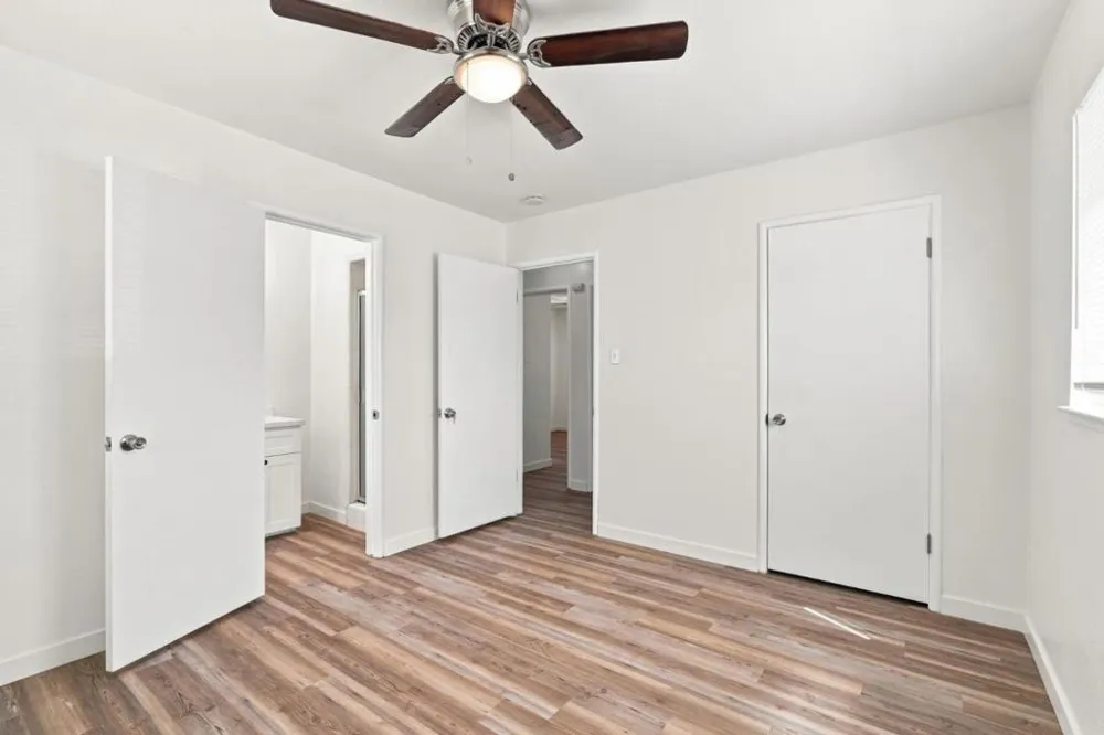 1909 Evergreen Avenue Modesto, CA 95350