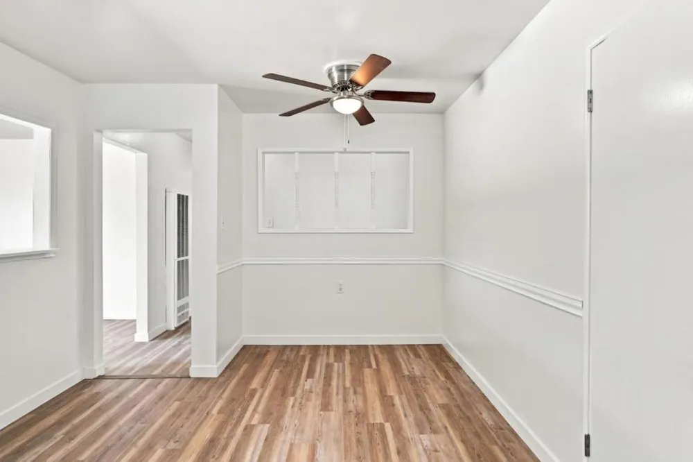 1909 Evergreen Avenue Modesto, CA 95350