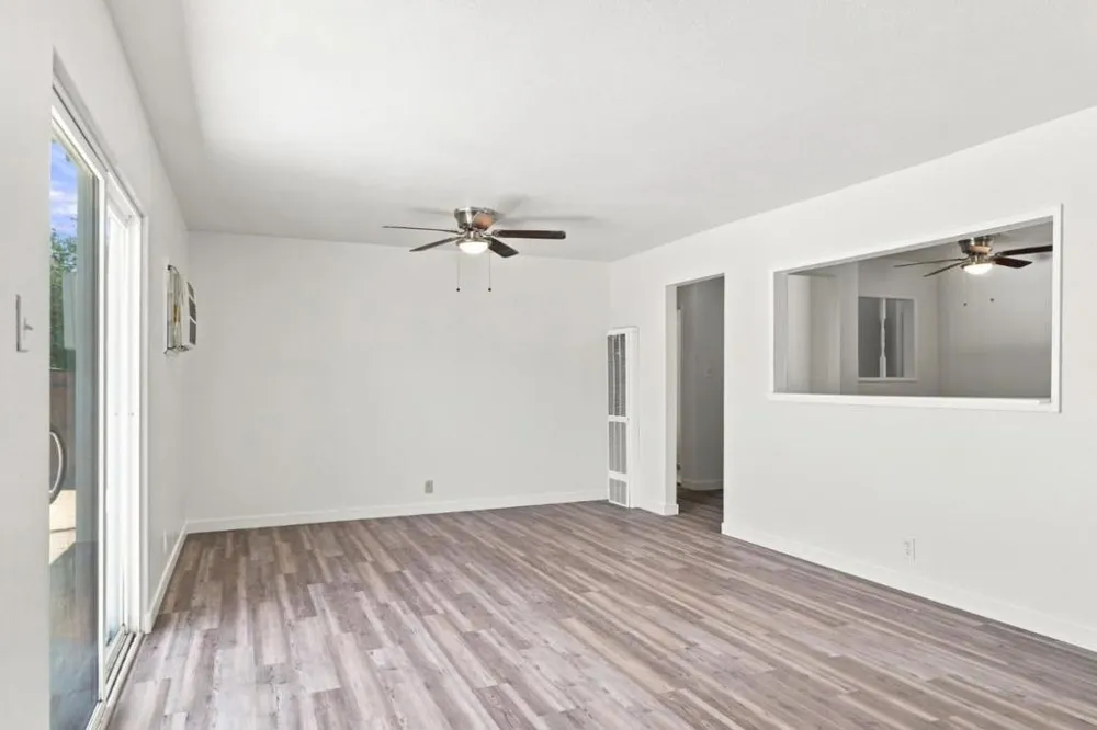 1909 Evergreen Avenue Modesto, CA 95350