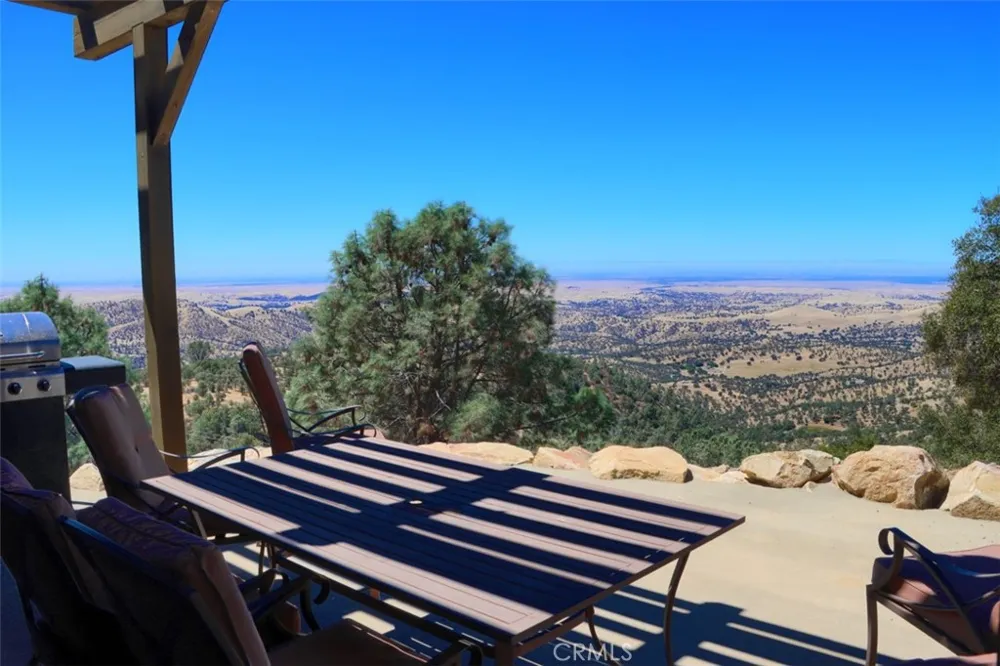 3818 Guadalupe Fire Road Catheys Valley, CA 95306