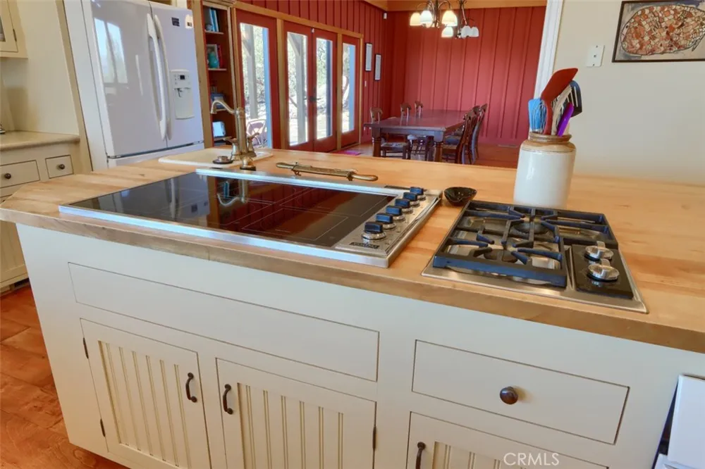 3818 Guadalupe Fire Road Catheys Valley, CA 95306