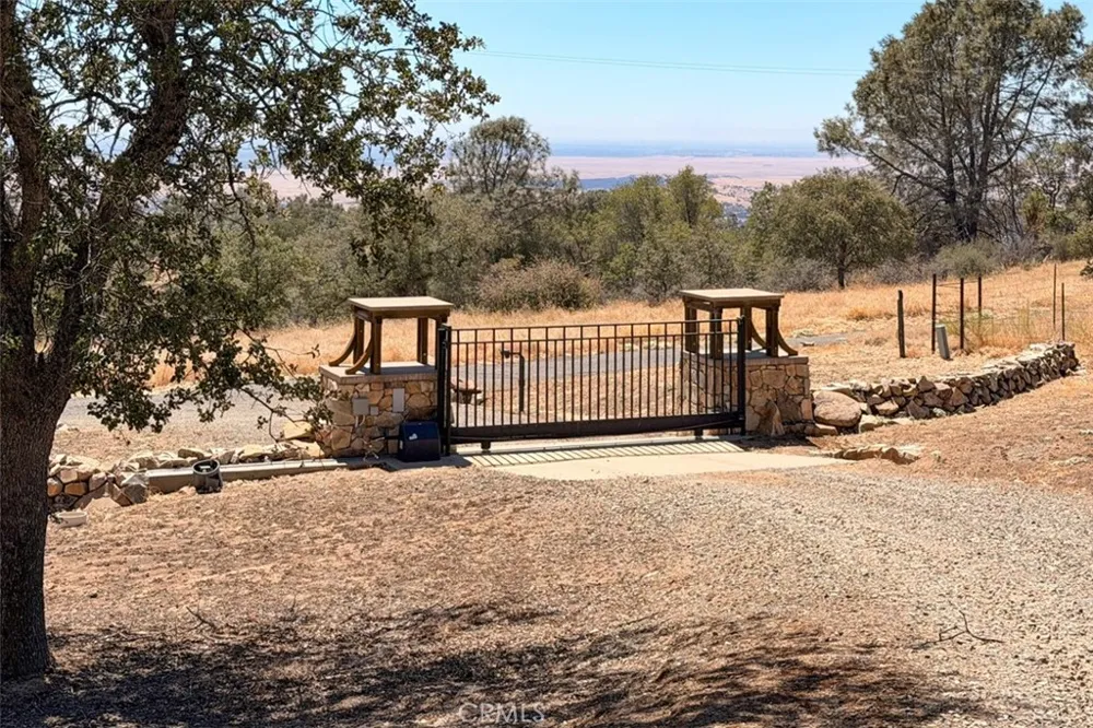3818 Guadalupe Fire Road Catheys Valley, CA 95306
